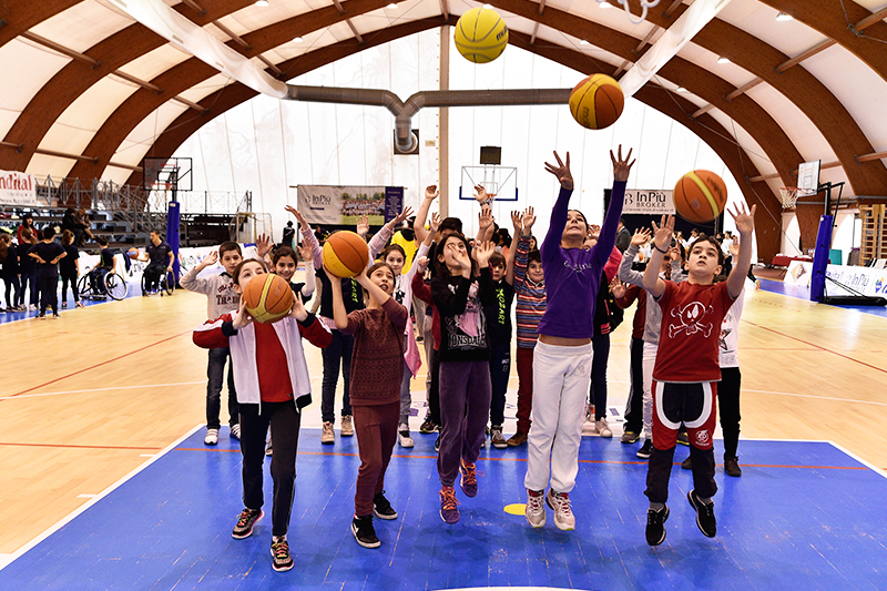 basket educare giocando